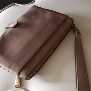Taupe Wristlet by HOBO So many compartments